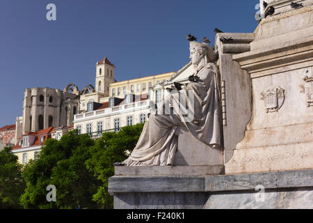 Dom Pedro IV monument et couvent Carmo place Rossio Baixa Lisbonne Portugal Banque D'Images