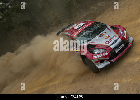 Coffs Harbour, Australie. 11 Septembre, 2015. WRC2 driver Nasser Al-Attiyah sur scène Specal 8 du Rallye d'Australie. Attiyah fini le vendredi étapes de première place au classement général pour la CMR2 horaires. Credit : Russell Hunter/Alamy Live News Banque D'Images