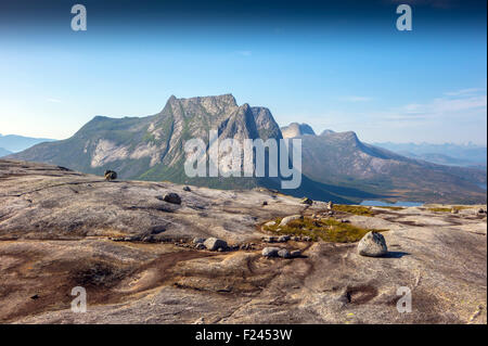 Eidetinden Verdenssvaet Eidetind la montagne de mondes dalle, dalle de granit près de Narvik, Noway, désert de l'Arctique, d'espaces ouverts Banque D'Images