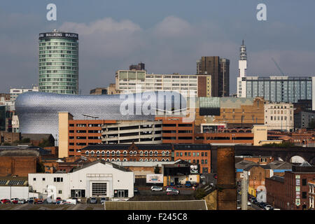 Birmingham Skyline montrant la régénération urbaine du centre-ville, notamment l'arène, Selfridges, Post Office Tower Banque D'Images