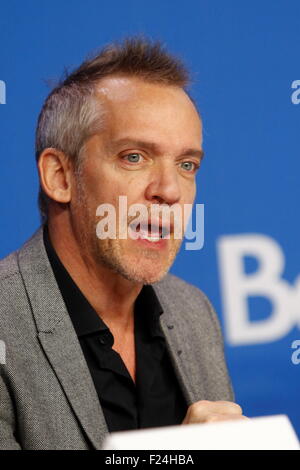 Réalisateur Jean-Marc Vallée assiste à la conférence de presse de démolition lors de la 40e Festival International du Film de Toronto, TIFF, au Bell Lightbox in Toronto, Canada, le 11 septembre 2015. Photo : Hubert Boesl - AUCUN FIL SERVICE - Banque D'Images