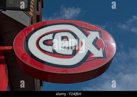 Logo de cex, à une succursale de la culture et de la technologie utilisée et l'échange shop à Kingston upon Thames, Surrey, Angleterre Banque D'Images