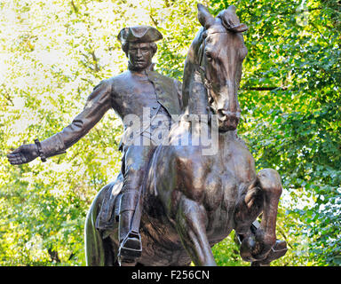 Statue de Paul Revere sur Boston's Freedom Trail marche touristique historique Banque D'Images