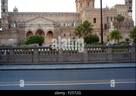 Cathédrale de Vergine Maria Santissima Assunta in cielo, Palerme - Italie Banque D'Images