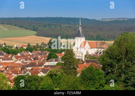 La France, l'Aube (10), Mussy sur seine, aperçu sur le village et Église Saint-Pierre Banque D'Images