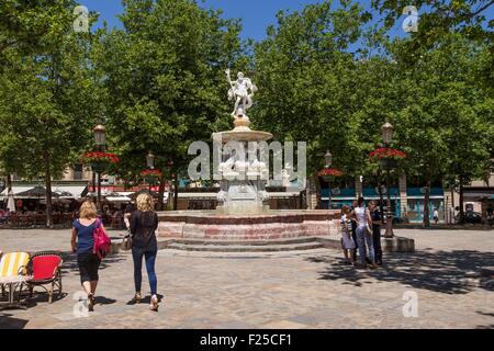 France, Aude, Carcassonne, Place Carnot Banque D'Images