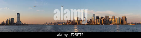 United States, New York, croisière autour de l'île de Manhattan, le One World Trade Center, photo panoramique Banque D'Images