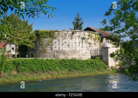 La France, l'Aube (10), Mussy-sur-Seine, le Boulevard Tour, vestige de l'ancien rempart Banque D'Images