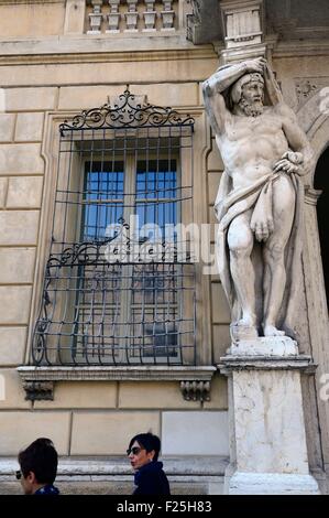 L'Italie, Lombardie, piazza Sordello, Mantua Banque D'Images