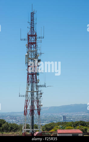 Tour de communication à Montjuic château forteresse sur la montagne juive à Barcelone, Espagne Banque D'Images