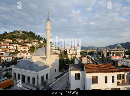 La mosquée de plomb, Xhamia e Plumbit, une mosquée du 16ème siècle nommé pour prendre la tête de ses coupoles couvrant Banque D'Images