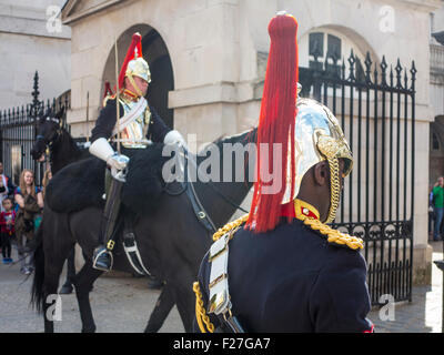 Household Cavalry à Whitehall Banque D'Images