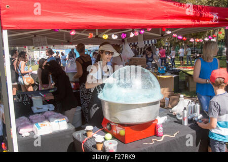 L'école primaire de Sydney accueille la fête de la communauté locale juste pour lever des fonds pour l'école,Sydney, Australie,Avalon Banque D'Images