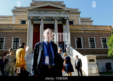 Athènes, Grèce. 14Th Sep 2015. L'économiste américain Paul Krugman assiste au Forum de la démocratie d'Athènes dans le vieux bâtiment du Parlement européen à Athènes. Le Forum de la démocratie d'Athènes 2015, organisé par le New York Times (NYT), aura lieu du 13 au 15 septembre au Megaron d'Athènes et à l'Agora antique d'Athènes. Le Forum, présentée en collaboration avec le Fonds des Nations Unies pour la démocratie et la ville d'Athènes, va réfléchir sur l'état d'democraciesand libéral les principaux défis auxquels ils sont confrontés dans le monde aujourd'hui. Credit : ZUMA Press, Inc./Alamy Live News Banque D'Images