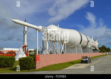 Saturne 1B Numéro de sa fusée 209 sur l'affichage au Centre spatial Kennedy en Floride Banque D'Images