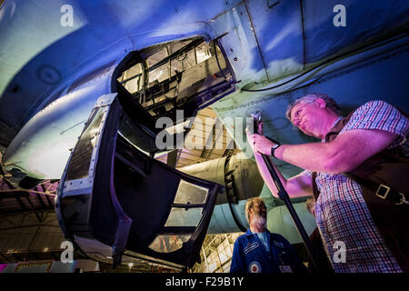 Londres, Royaume-Uni. 14 Septembre, 2015. Junkers JU88 bombardier allemand. Le Musée de la RAF à 'nos plus belles heures" maquette d'soir en commémoration du 75e anniversaire de la bataille d'Angleterre Crédit : Guy Josse/Alamy Live News Banque D'Images