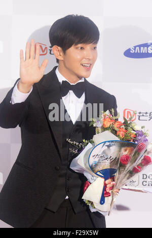 Lee Joon-gi, Sep 10, 2015 : l'acteur sud-coréen Lee Joon-gi assiste à un événement tapis rouge de Seoul International Drama Awards 2015 à Séoul, Corée du Sud. © Lee Jae-Won/AFLO/Alamy Live News Banque D'Images