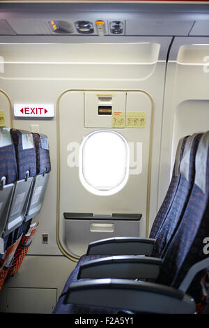 Porte de secours de l'avion Banque D'Images