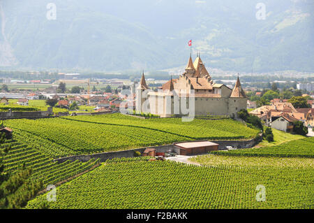 Célèbre château Chateau d'Aigle dans le canton de Vaud, Suisse Banque D'Images