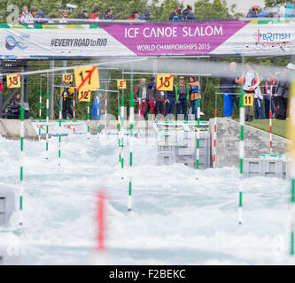 Lea Valley, London, UK. 15 Sep, 2015. Championnat du monde de slalom en canoë. Cérémonie d'ouverture. Credit : Action Plus Sport/Alamy Live News Banque D'Images