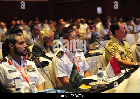 Jakarta, Indonésie. 16 Sep, 2015. Les délégués participent au 2ème Symposium International de la sécurité maritime à Jakarta, Indonésie, le 16 septembre 2015. Des responsables de la marine de 42 pays et régions ont participé au symposium sur le thème maritime de la confiance et la coopération mutuelle pour la paix et la prospérité" du 16 au 17. Credit : Zulkarnain/Xinhua/Alamy Live News Banque D'Images