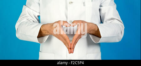 Close up of doctor's hands décisions coeur Banque D'Images