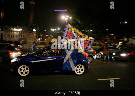 L'Ecosse le jour du vote référendaire George Square. Banque D'Images