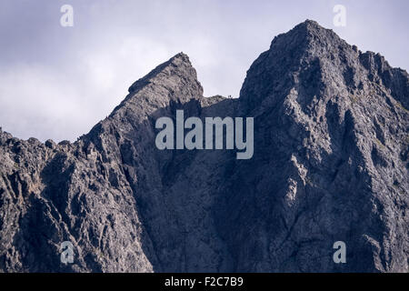 En regardant vers le sud à partir de l'Inaccessible Pinnacle sur les Cuillin Ridge, Skye, vers Sgurr Alasdair Banque D'Images