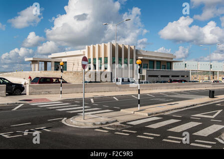 Malte, 31 décembre 2014 de l'embarcadère et la construction de ferry pour la petite île de Gozo. Kees Metselaar Photo Banque D'Images