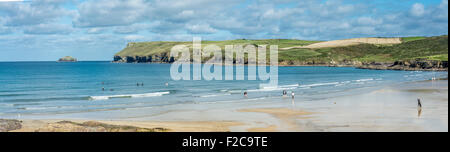 Vue panoramique de Polzeath/Hayle Bay, North Cornwall, UK. Prise le 6 septembre 2015 Banque D'Images