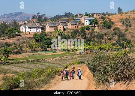 Village rural de la région Betsileo près de Fianarantsoa, Haute Matsiatra, Madagascar, Afrique du Sud-Est Banque D'Images