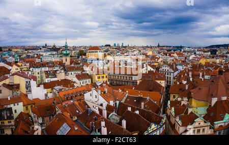 Une vue sur les maisons de Prague Banque D'Images