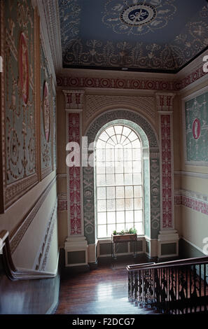 Escalier en stuc par Michael Stapelton à Belvedere College, une école secondaire jésuite privé pour les garçons qui ont participé à James Joyce à partir de 1893-1898 , Dublin, Irlande Banque D'Images