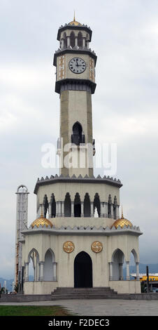 Chacha tour de l'horloge à Batumi, Géorgie, Caucase, mer Noire Banque D'Images