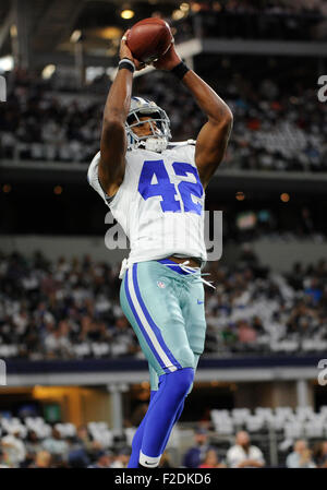 Sep 13, 2015 Dallas Cowboys : Barry de sûreté, l'Église # 42 lors d'un match de football américain NFL entre les Giants de New York et les Cowboys de Dallas à AT&T Stadium à Arlington, TX Dallas battu New York 27-26 Albert Pena/CSM Banque D'Images
