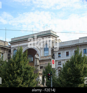 Monument dédié à Leonardo da Vinci, Milan - Italie Banque D'Images