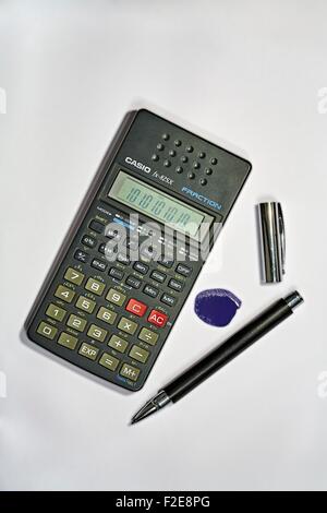 Calculatrice scientifique tel qu'il est utilisé à l'école secondaire et supérieur Banque D'Images