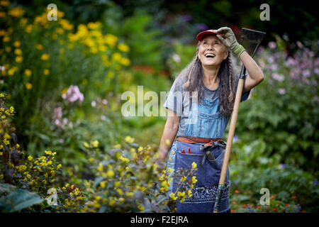 Parsonage gardens dans Didsburyflower jumeaux blooming bloom tidy joli parc de loisirs loisirs publics open space jouer jouer Banque D'Images