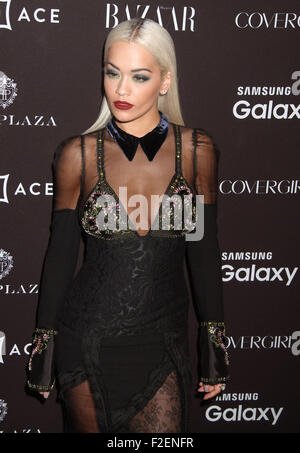 New York, USA. 16 Sep, 2015. La chanteuse Rita ORA participe au marché du HARPER 2015 ICÔNES célèbre tapis rouge tenue tenue à l'hôtel Plaza, Crédit : Nancy/Kaszerman ZUMA Wire/Alamy Live News Banque D'Images