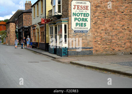 Blists Hill est un musée en plein air construit sur un ancien complexe industriel situé dans la région de Telford Madeley Shropshire en Angleterre Banque D'Images