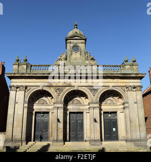 The Corn Exchange à Newark, en Angleterre. Ce bâtiment victorien a été construit en 1847. Banque D'Images