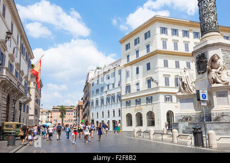 La colonne de l'Immaculée Conception à la Piazza Mignanelli Piazza di Spagna et ambassade d'Espagne Rome Italie Europe de l'UE Banque D'Images