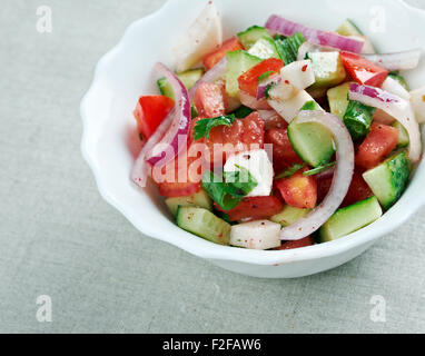 - Cucumber-Tomato salade Shirazi Perse Salade Banque D'Images