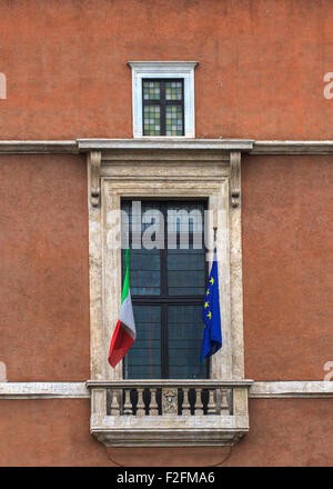 Vue de balcon de palais de Venise, également appelée balcon Mussolini à Rome, Italie Banque D'Images