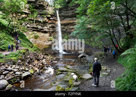 Hardraw Force cascade, Hawes, Yorkshire du Nord Banque D'Images