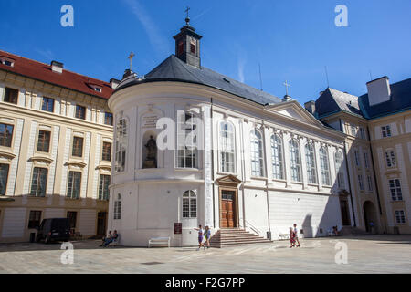 Château de Prague, Chapelle de la Sainte Croix, vue de la deuxième cour, UNESCO, République tchèque Banque D'Images