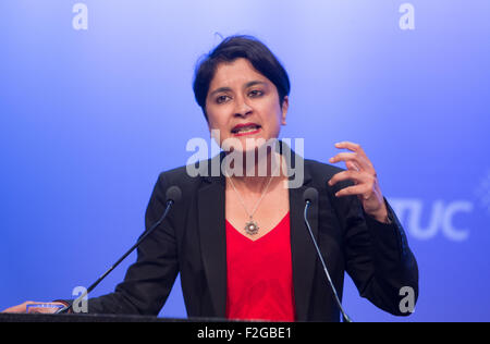 Shami Chakrabati s'exprimant lors d'une conférence à propos de la liberté et des droits de l'homme Banque D'Images