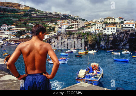 Camara de Lobos bay. Madère. Le Portugal. L'Europe. Banque D'Images