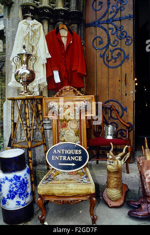 Antique Shop entrée. Horncastle. Le Lincolnshire Wolds. L'Angleterre. UK Banque D'Images