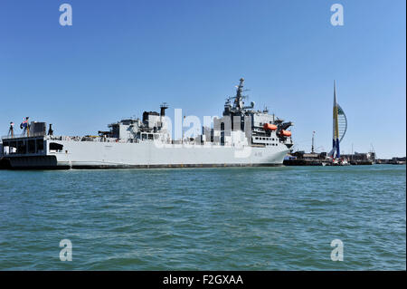 Portsmouth Hampshire UK - Auxiliaire de la Flotte royale RFA Argus Banque D'Images